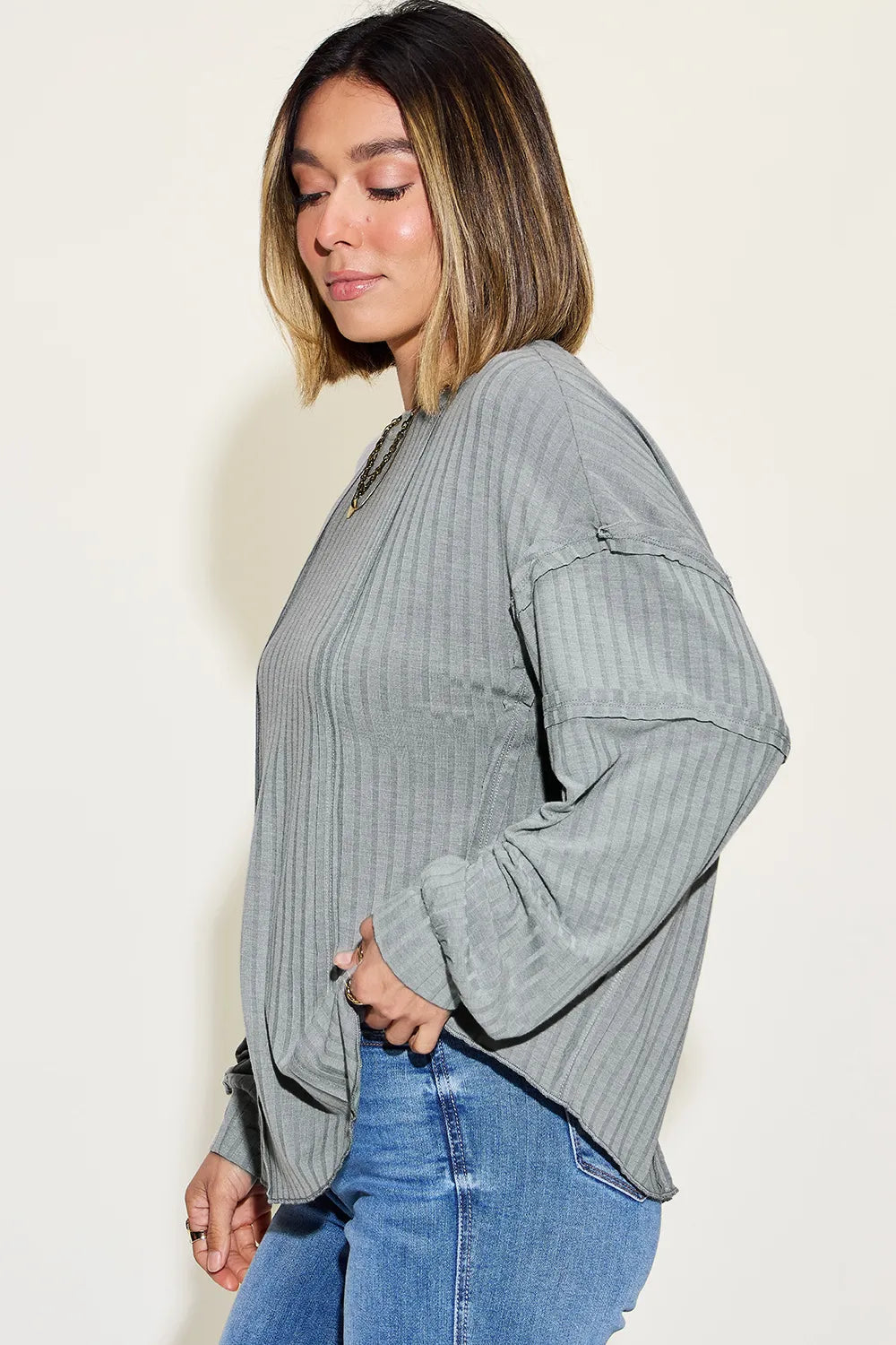 Basic Bae Full Size Ribbed round Neck Long Sleeve T-Shirt